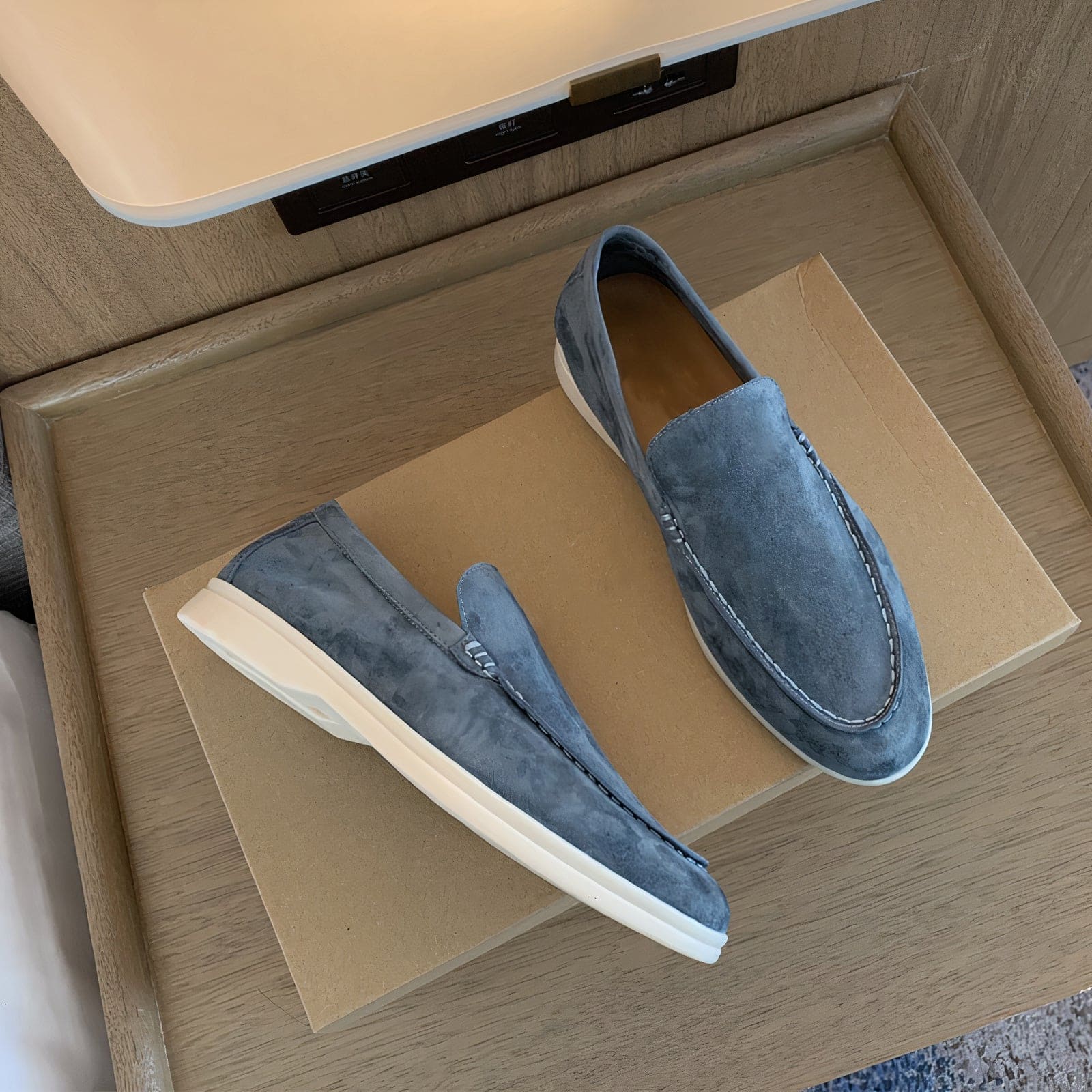 Clark | Men's Minimal Slip-On Loafers with Tonal Stitching