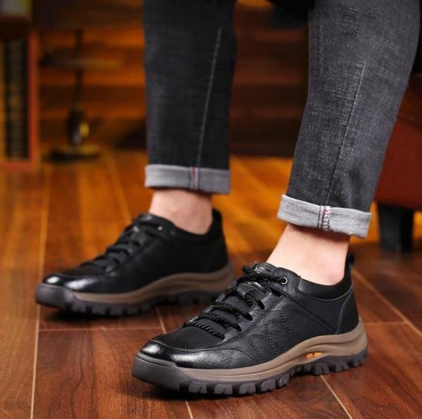 Zachary | Men's Classic Sneakers with Rugged Sole